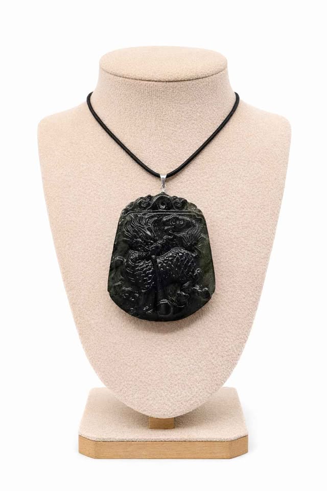 Nature Labradorite Foo Dog Big Pendant Necklace