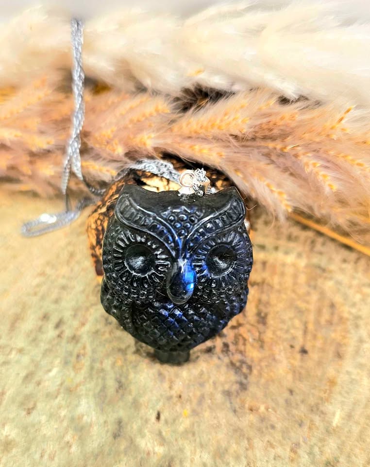 Nature Labradorite Carved Owl Pendant Necklace