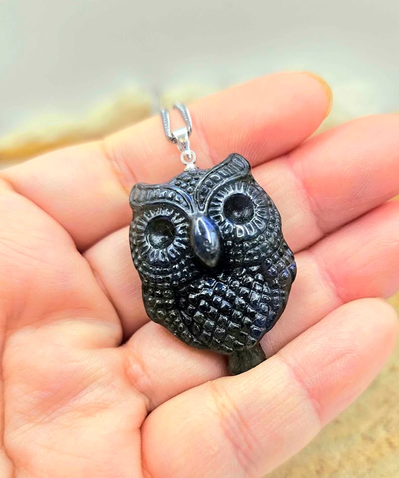 Nature Labradorite Carved Owl Pendant Necklace