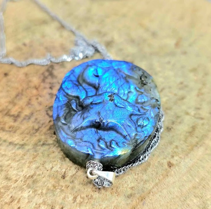 Nature Labradorite Nine Tails Fox Pendant Necklace