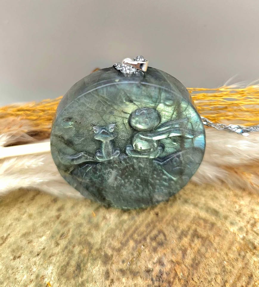 Nature Labradorite Little Prince And Fox Pendant Necklace