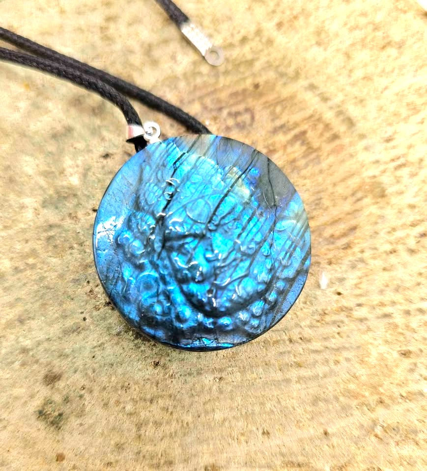 Nature Labradorite Tibetan Buddhism Wrathful Deity Pendant Necklace.