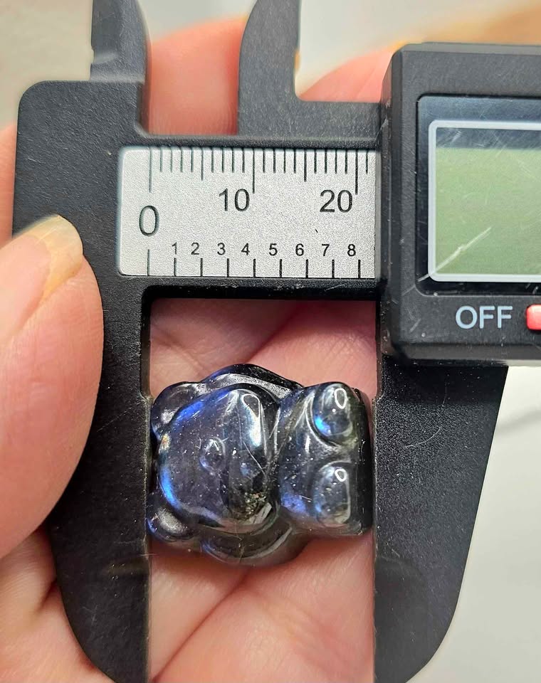 Nature Labradorite Carved Bear Pendant Necklace