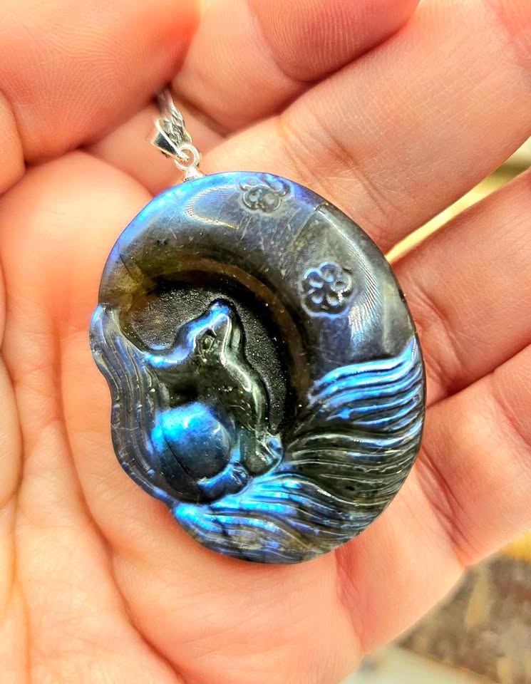 Nature Labradorite Nine Tails Fox And Moon Pendant Necklace