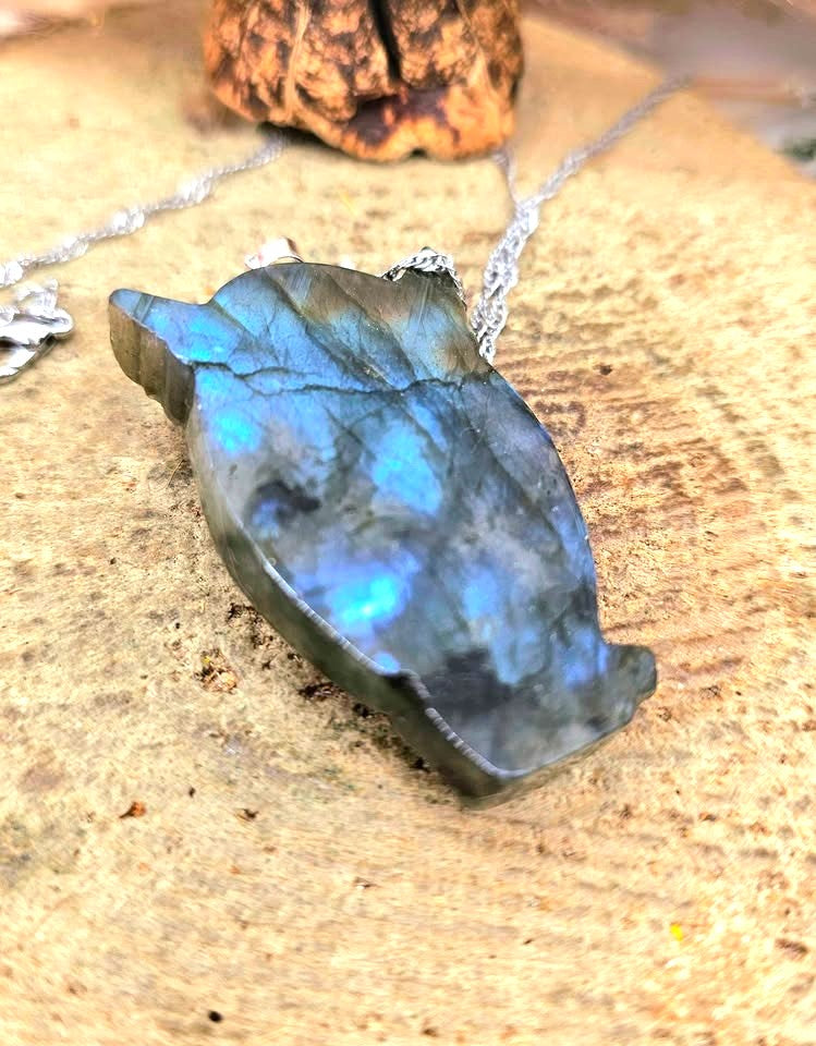 Nature Labradorite Carved Flashy Praying Angel Pendant Necklace