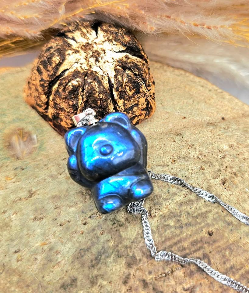 Nature Labradorite Carved Bear Pendant Necklace