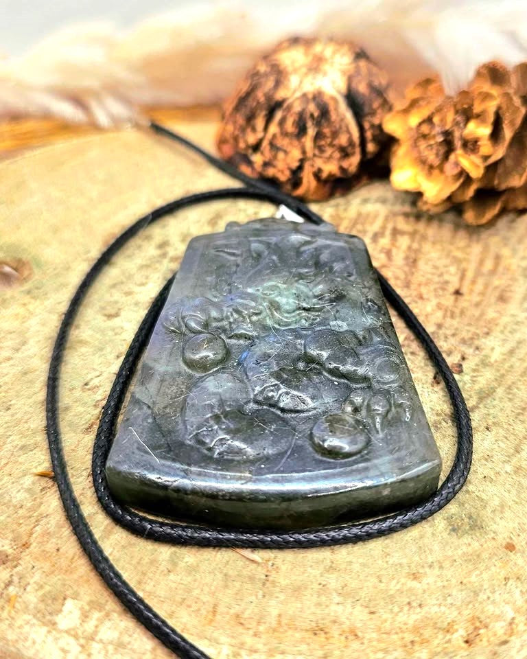 Nature Labradorite Oriental Dragon Big Pendant Necklace