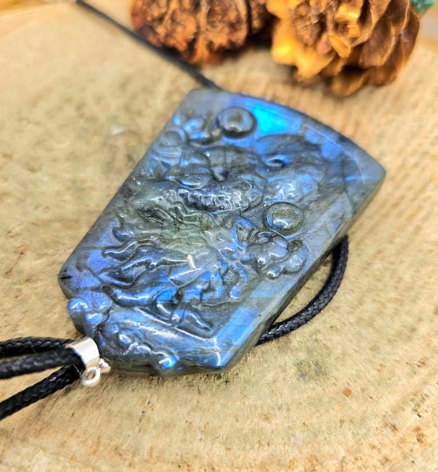 Nature Labradorite Oriental Dragon Big Pendant Necklace