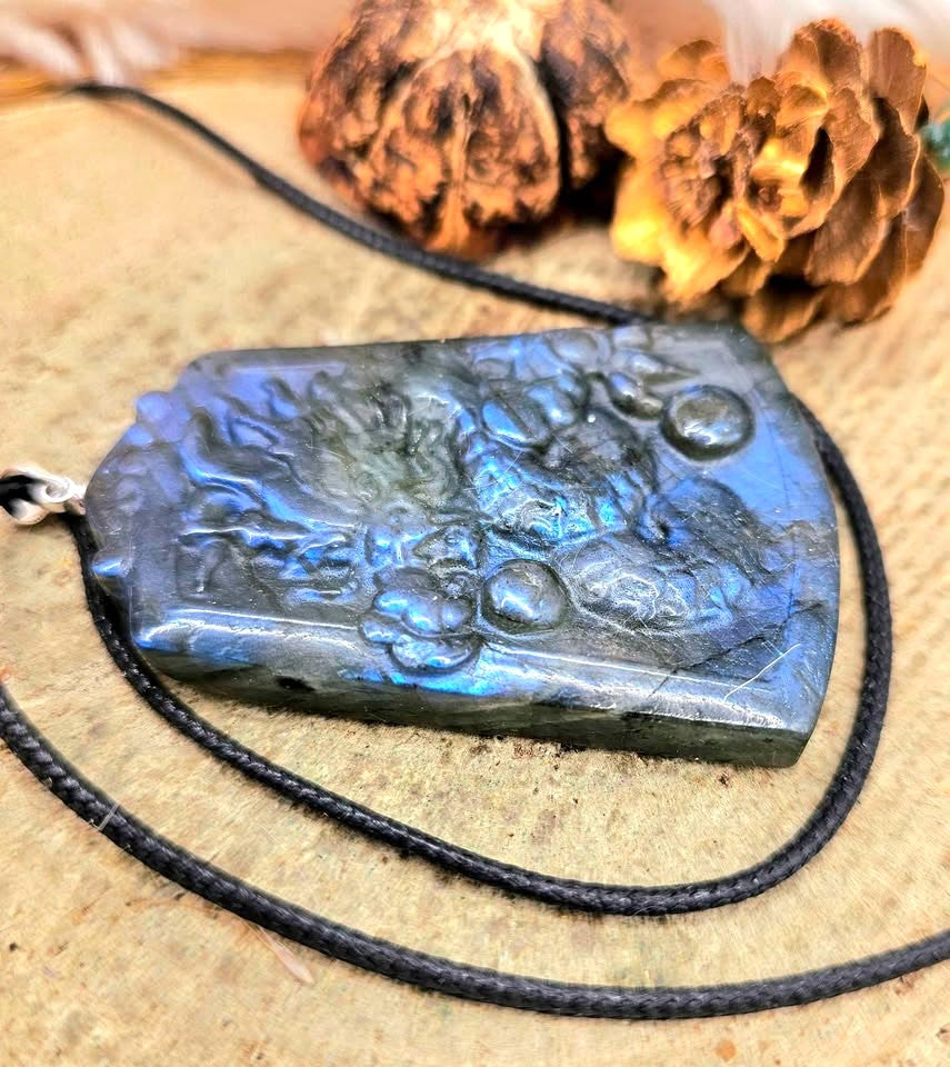 Nature Labradorite Oriental Dragon Big Pendant Necklace