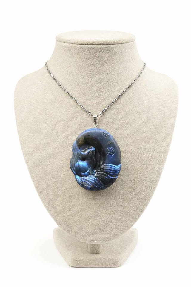 Nature Labradorite Nine Tails Fox And Moon Pendant Necklace