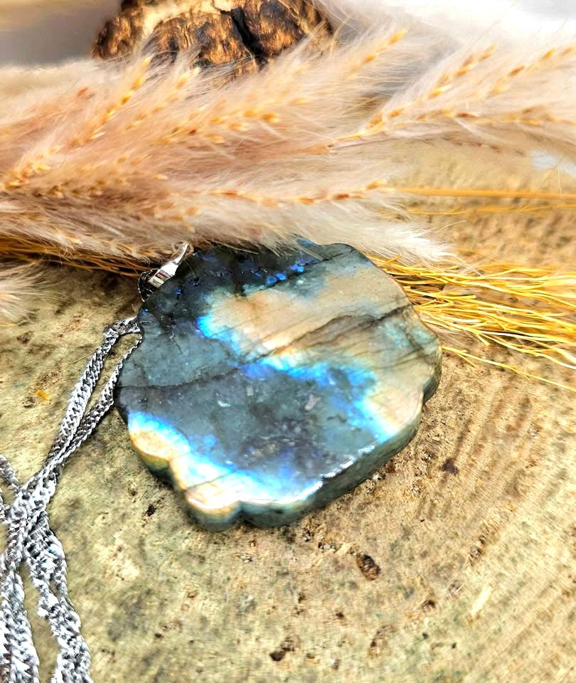 Nature Labradorite Nine Tails Fox God Pendant Necklace