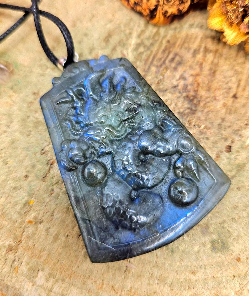 Nature Labradorite Oriental Dragon Big Pendant Necklace