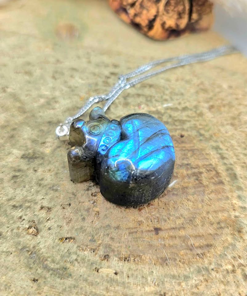 Nature Labradorite Heart With Crown Pendant Necklace