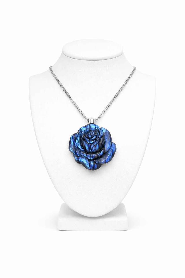Nature Labradorite Carved Flashy Rose Pendant Necklace