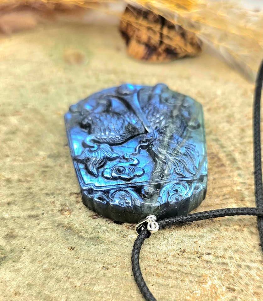 Nature Labradorite Foo Dog Big Pendant Necklace