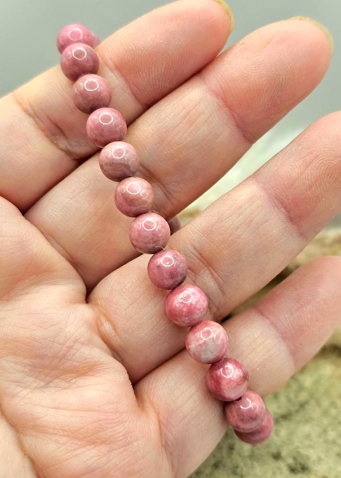 Nature Rhodonite 7mm Round Bead Bracelet