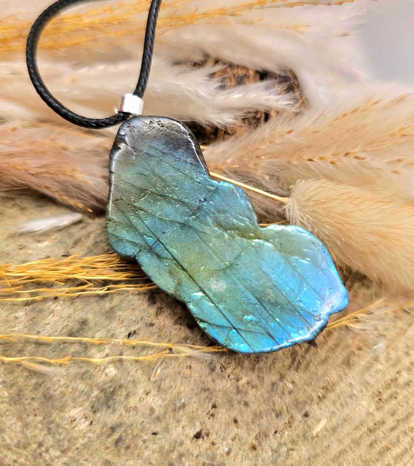 Nature Labradorite Carved Pixiu Pendant Necklace