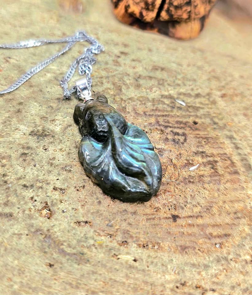 Nature Labradorite Carved Flashy Goldfish Pendant Necklace