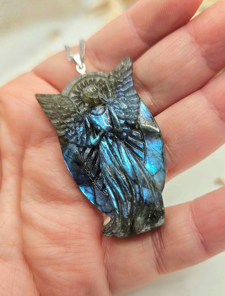 Nature Labradorite Carved Flashy Praying Angel Pendant Necklace
