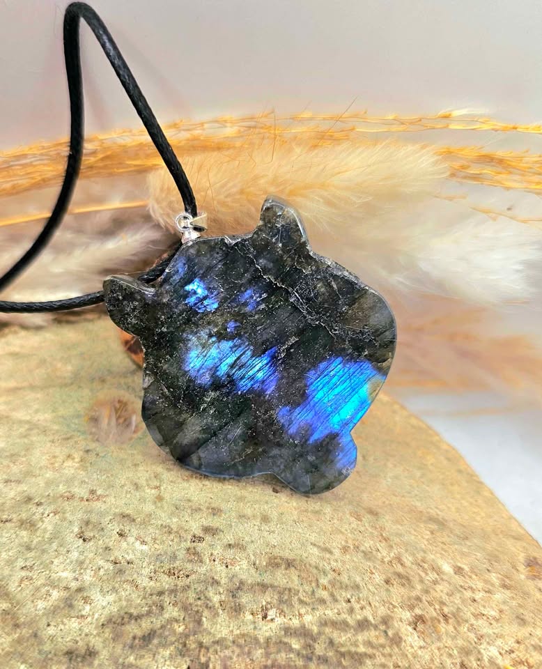 Nature Labradorite Carved Tiger Head Pendant Necklace