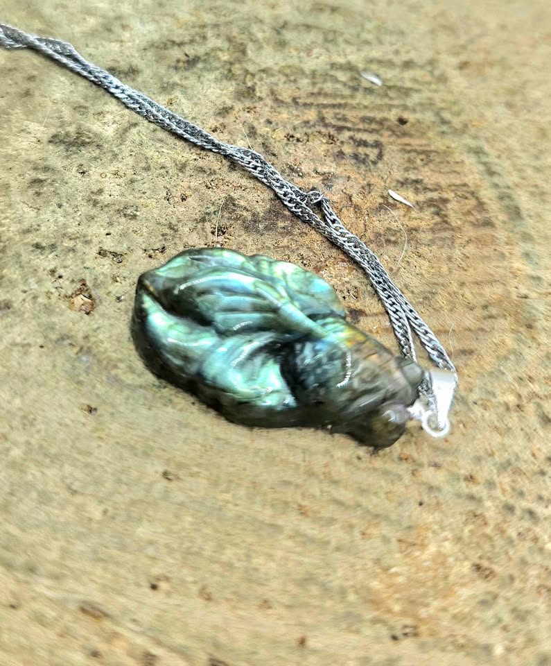 Nature Labradorite Carved Flashy Goldfish Pendant Necklace
