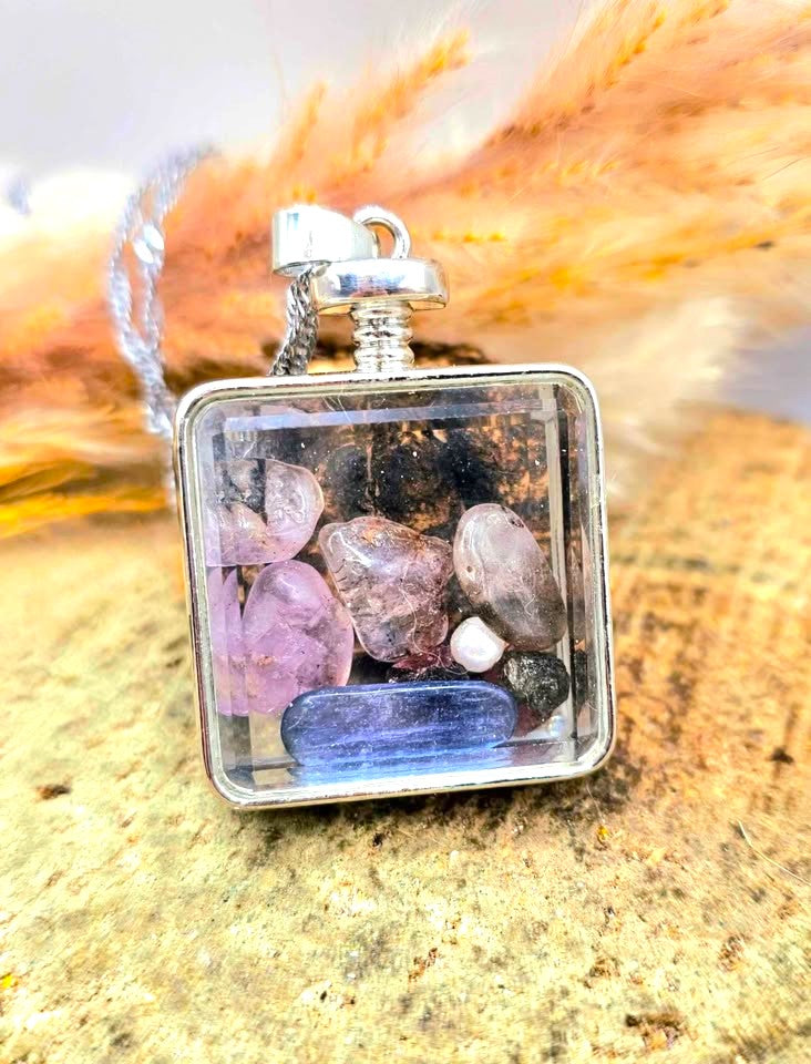 Nature Mixed Crystal Stones Square Floating Pendant Necklace