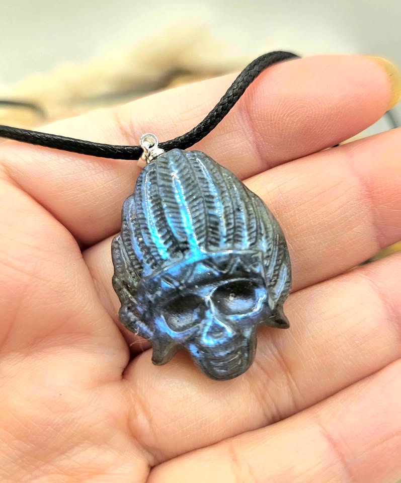 Nature Labradorite Native American Head Skull Pendant Necklace.