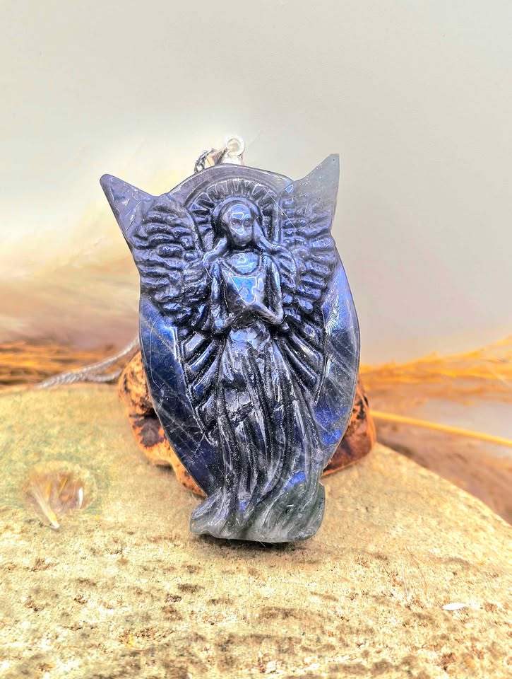 Nature Labradorite Carved Flashy Praying Angel Pendant Necklace