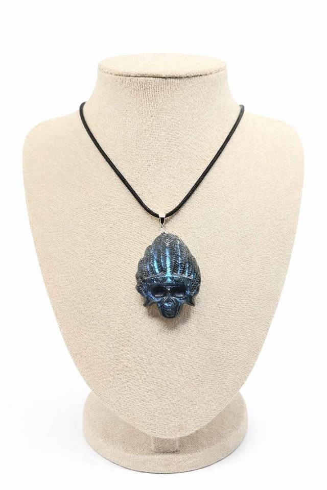 Nature Labradorite Native American Head Skull Pendant Necklace.