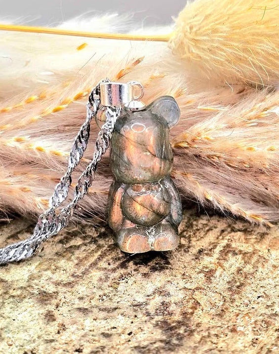 Nature Labradorite Flashy Standing Bear Pendant Necklace