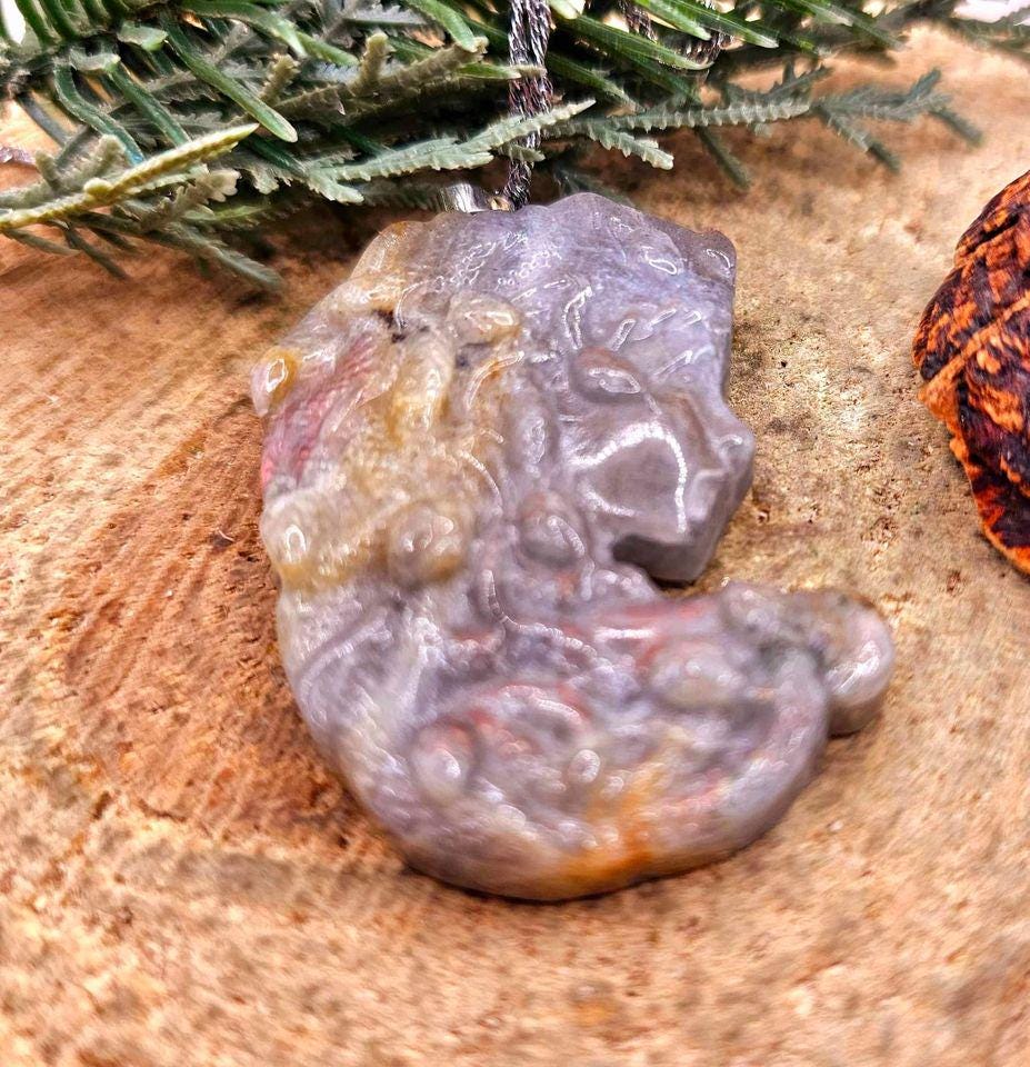 Nature Labradorite Carved Flashy Medusa Big Pendant Necklace