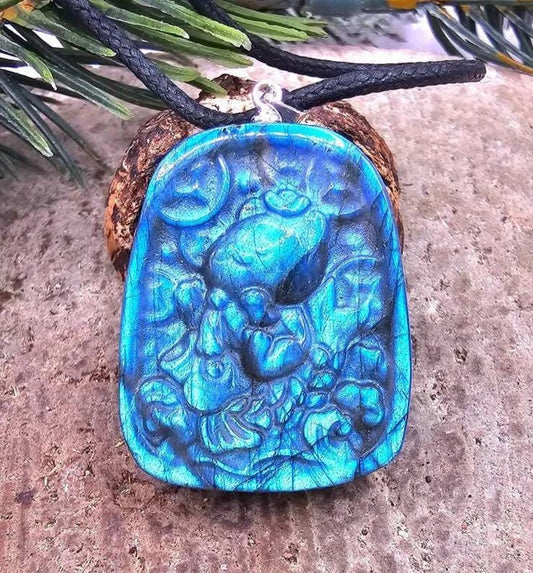 Nature Labradorite Lucky Cat On Carp Pendant Necklace