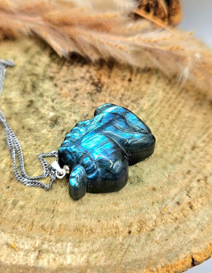 Nature Labradorite Carved Sleep Unicorn Pendant Necklace