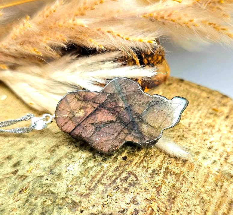 Nature Labradorite Carved Snake Pendant Necklace