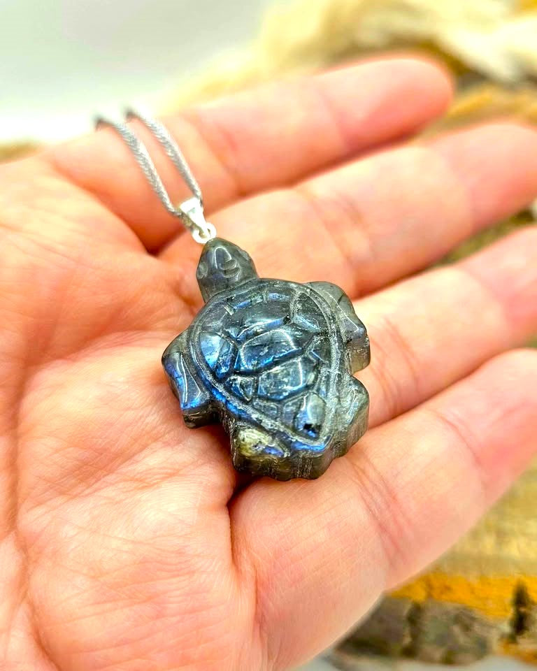 Nature Labradorite Carved Sea Turtle Pendant Necklace
