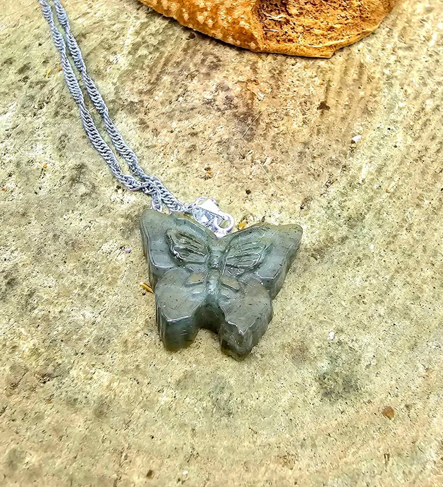 Nature Labradorite Flashy Butterfly Pendant Necklace