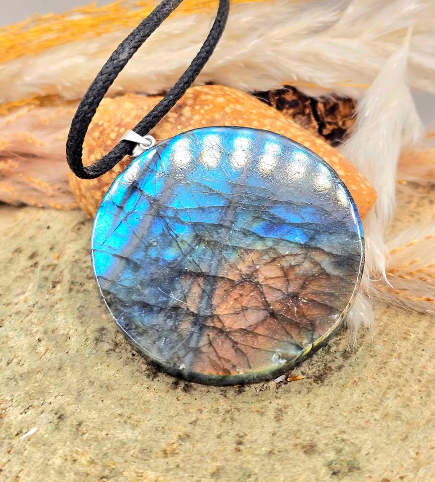 Nature Labradorite Carved Lion Head Pendant Necklace