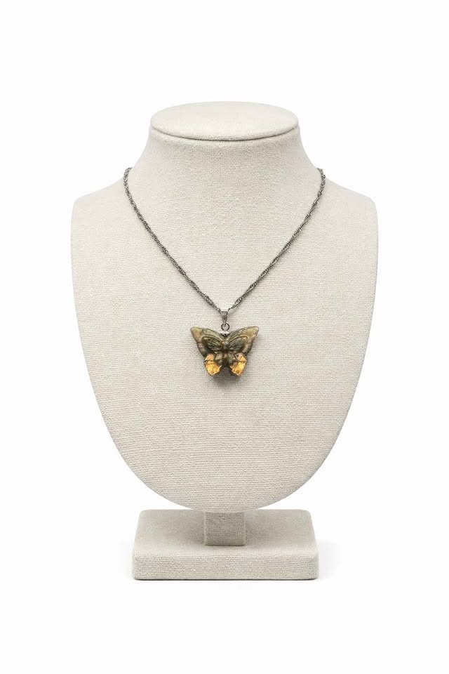 Nature Labradorite Flashy Butterfly Pendant Necklace
