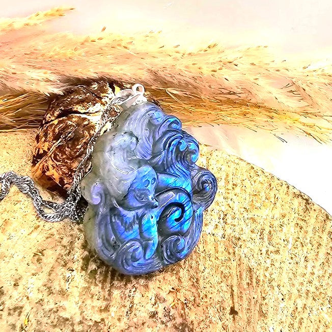 Nature Labradorite Craved Nine Tails fox Pendant Necklace