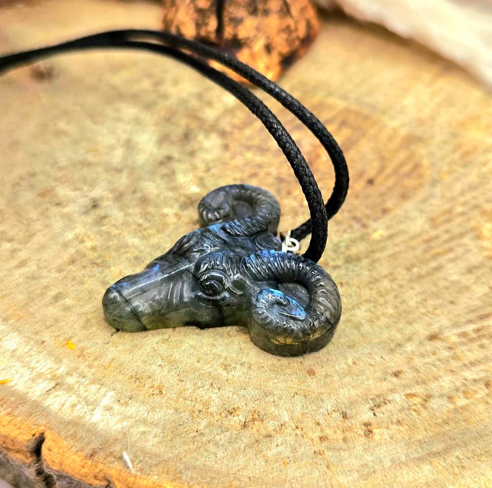 Nature Labradorite Satanic Goat Pendant Necklace