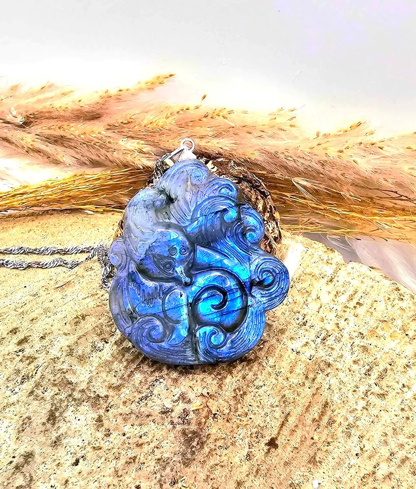 Nature Labradorite Craved Nine Tails fox Pendant Necklace
