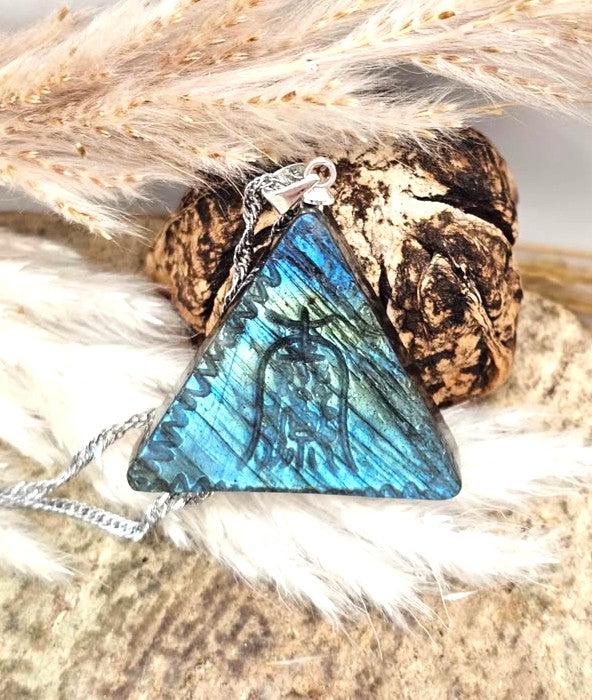 Nature Labradorite Oriental Talisman Symbol Pendant Necklace