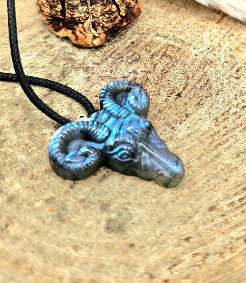 Nature Labradorite Satanic Goat Pendant Necklace