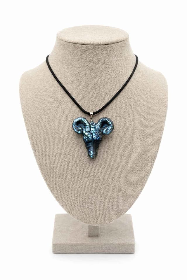 Nature Labradorite Satanic Goat Pendant Necklace