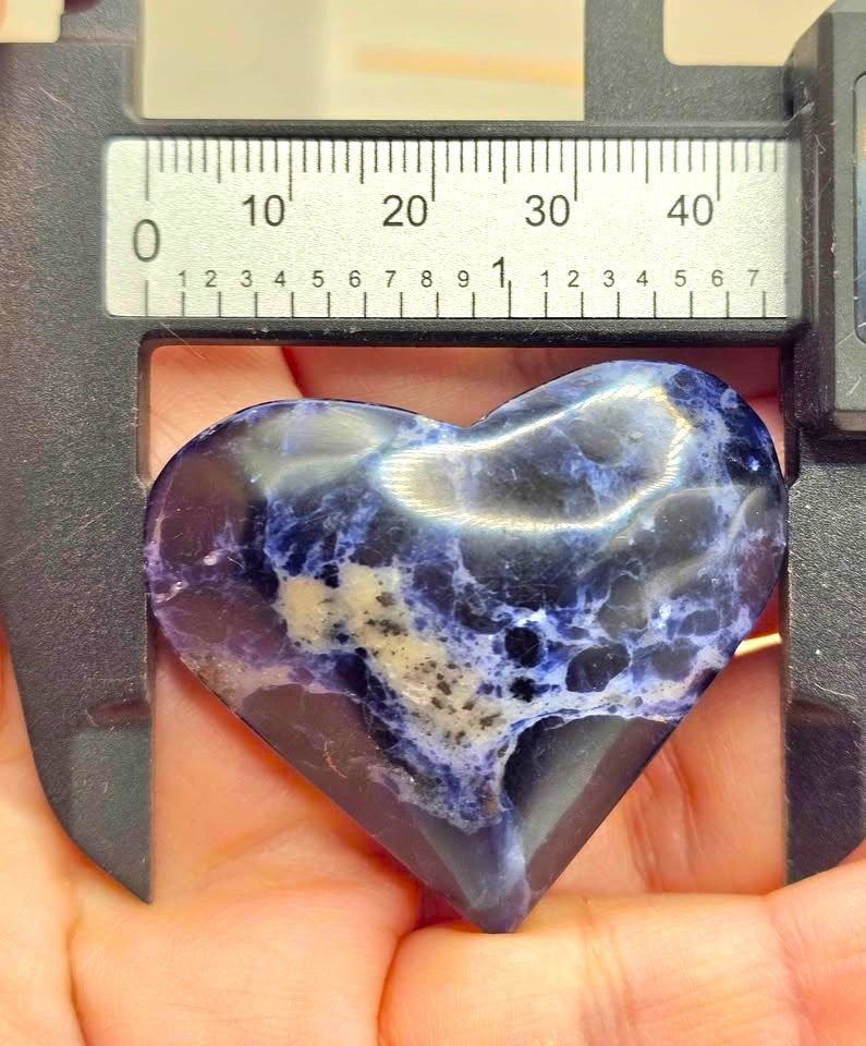 Nature Blue Sodalite Heart Palm Stones