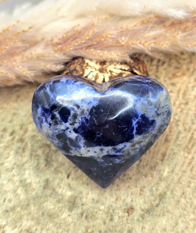 Nature Blue Sodalite Heart Palm Stones