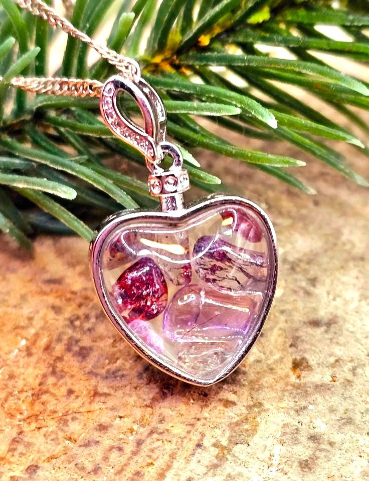 Nature Super Seven Floating Crystals Pendant Necklace