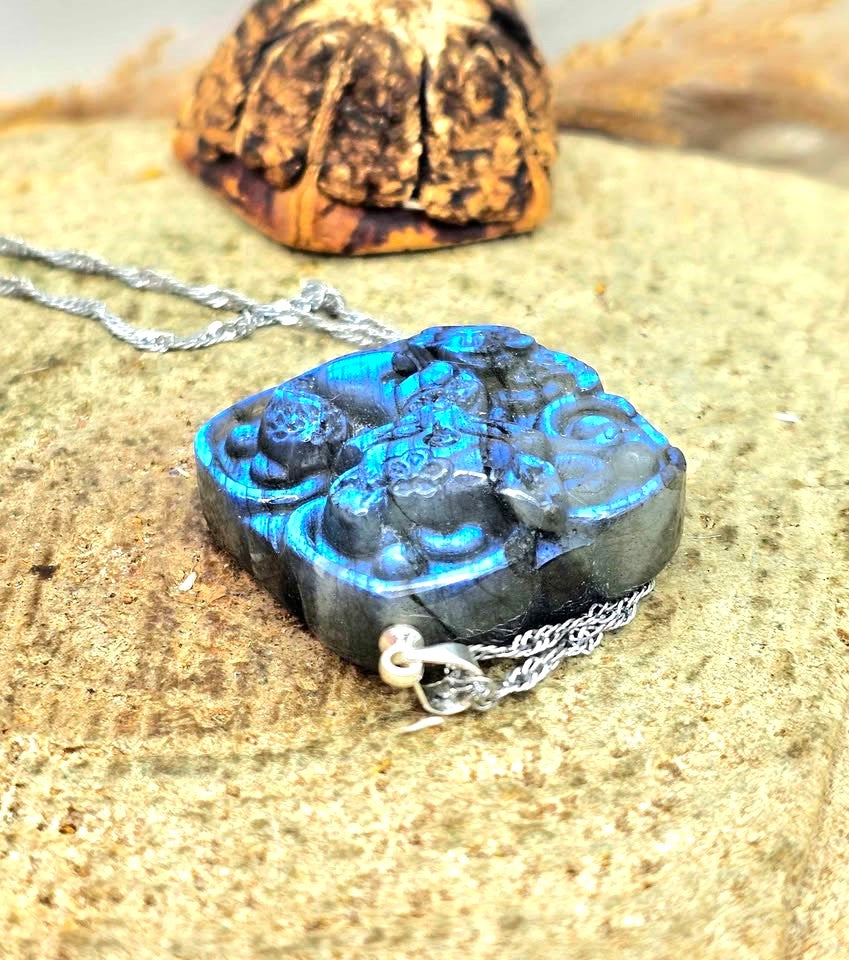 Nature Labradorite Carved Nine Tails Fox Pendant Necklace