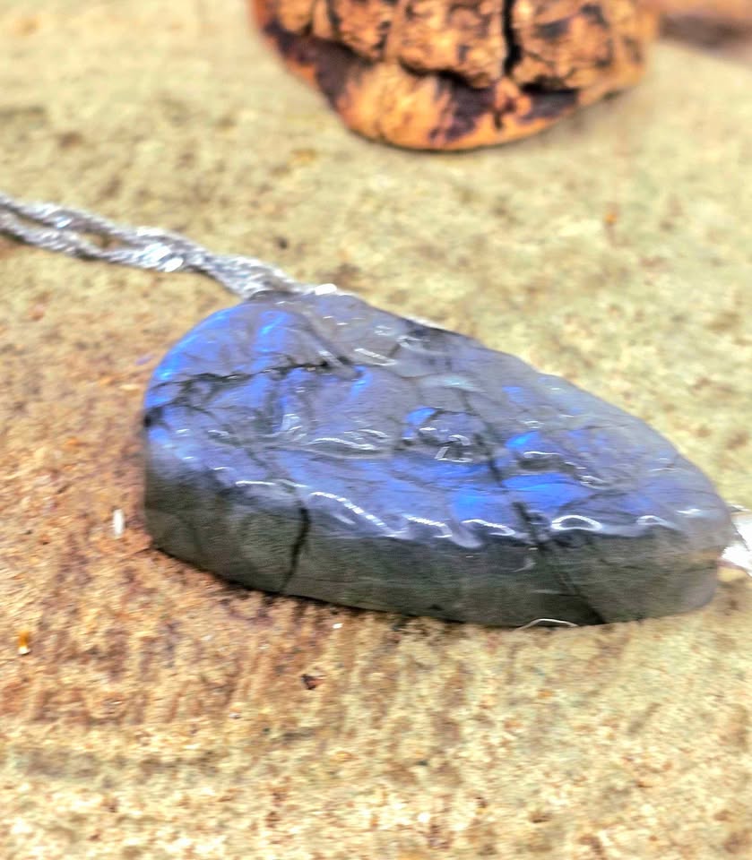 Nature Labradorite Tibetan Buddhism Pendant Necklace