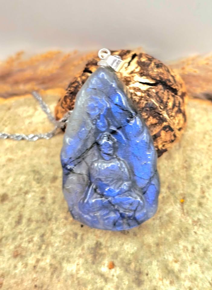 Nature Labradorite Tibetan Buddhism Pendant Necklace